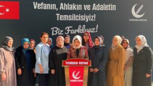 yeniden-refah-partisi-kadin-kollari-basaksehirde-okul-guvenligi-icin-onlem-istedi-gpdneWv4